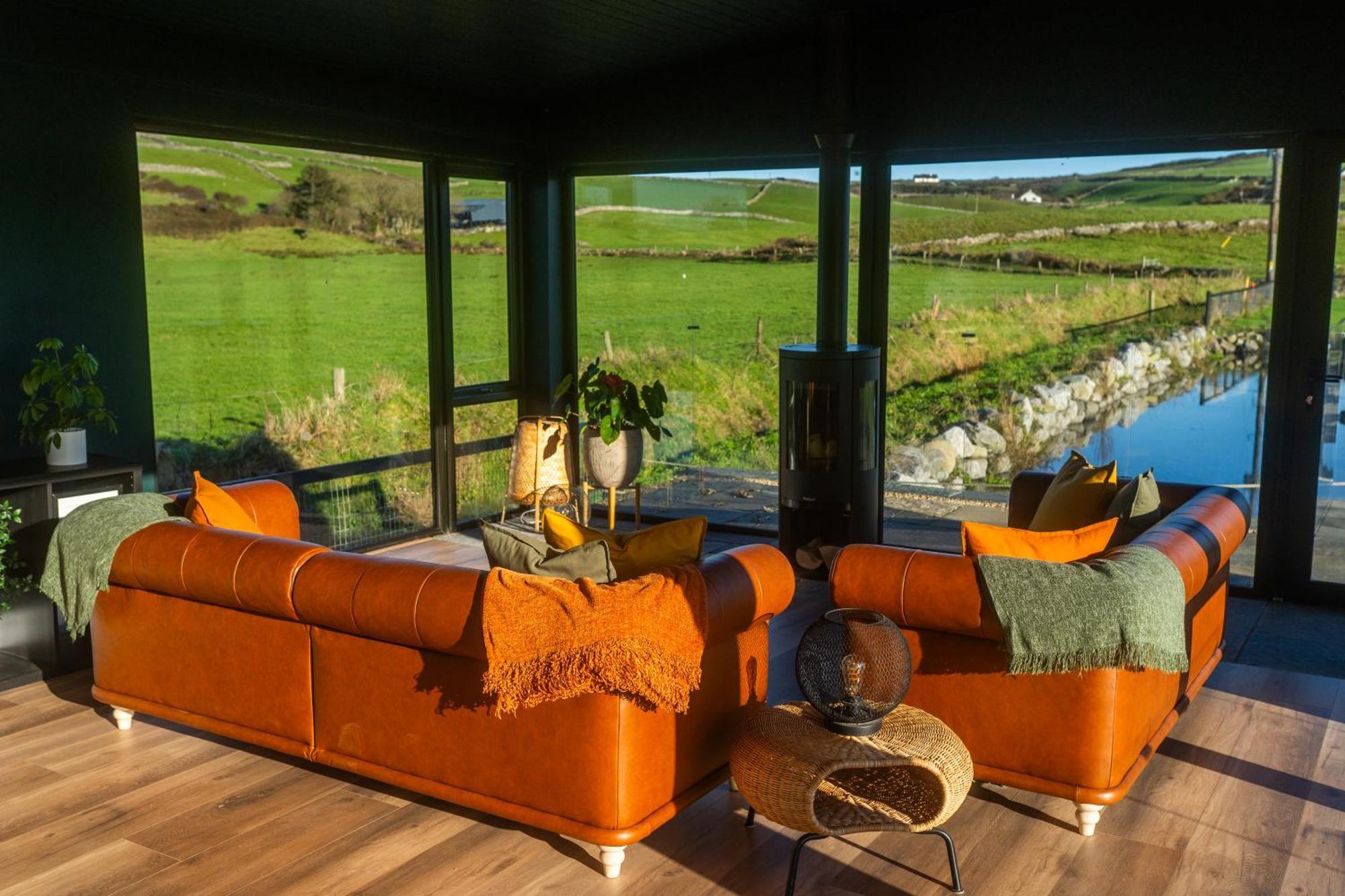 Castledarcy Glamping Lägenhet Lahinch Exteriör bild