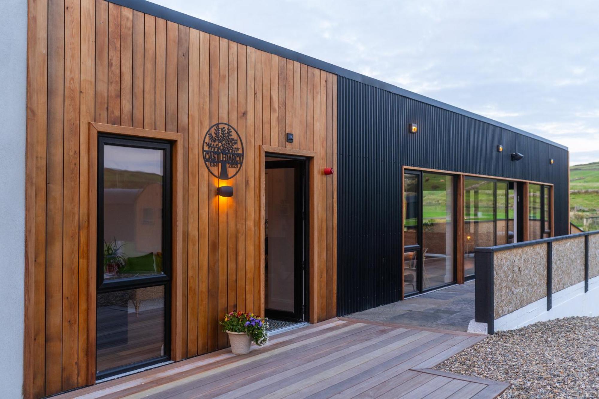 Castledarcy Glamping Lägenhet Lahinch Exteriör bild